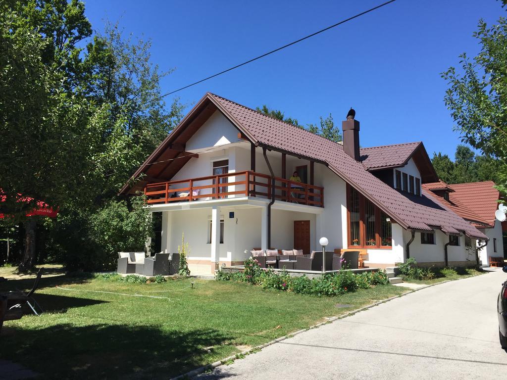 Hotel House Samardzic à Jezerce Extérieur photo
